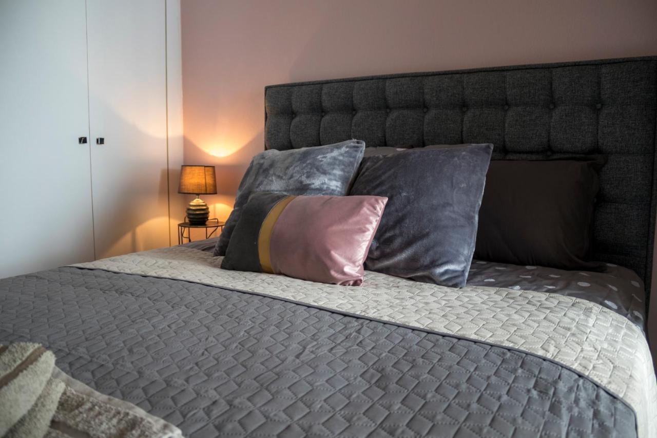 Silene Luxury Apartment Néa Péramos Buitenkant foto