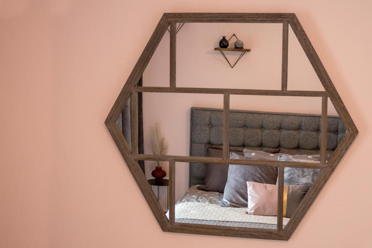 Silene Luxury Apartment Néa Péramos Buitenkant foto
