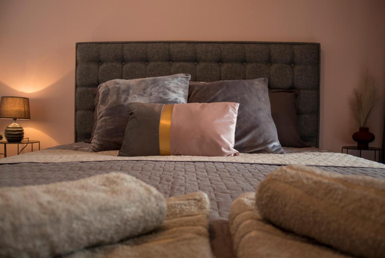 Silene Luxury Apartment Néa Péramos Buitenkant foto